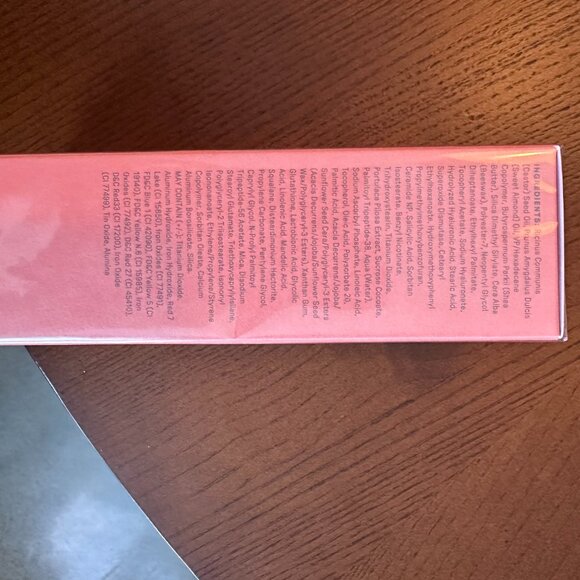 TINX Lip Plumper - Picture 5 of 5